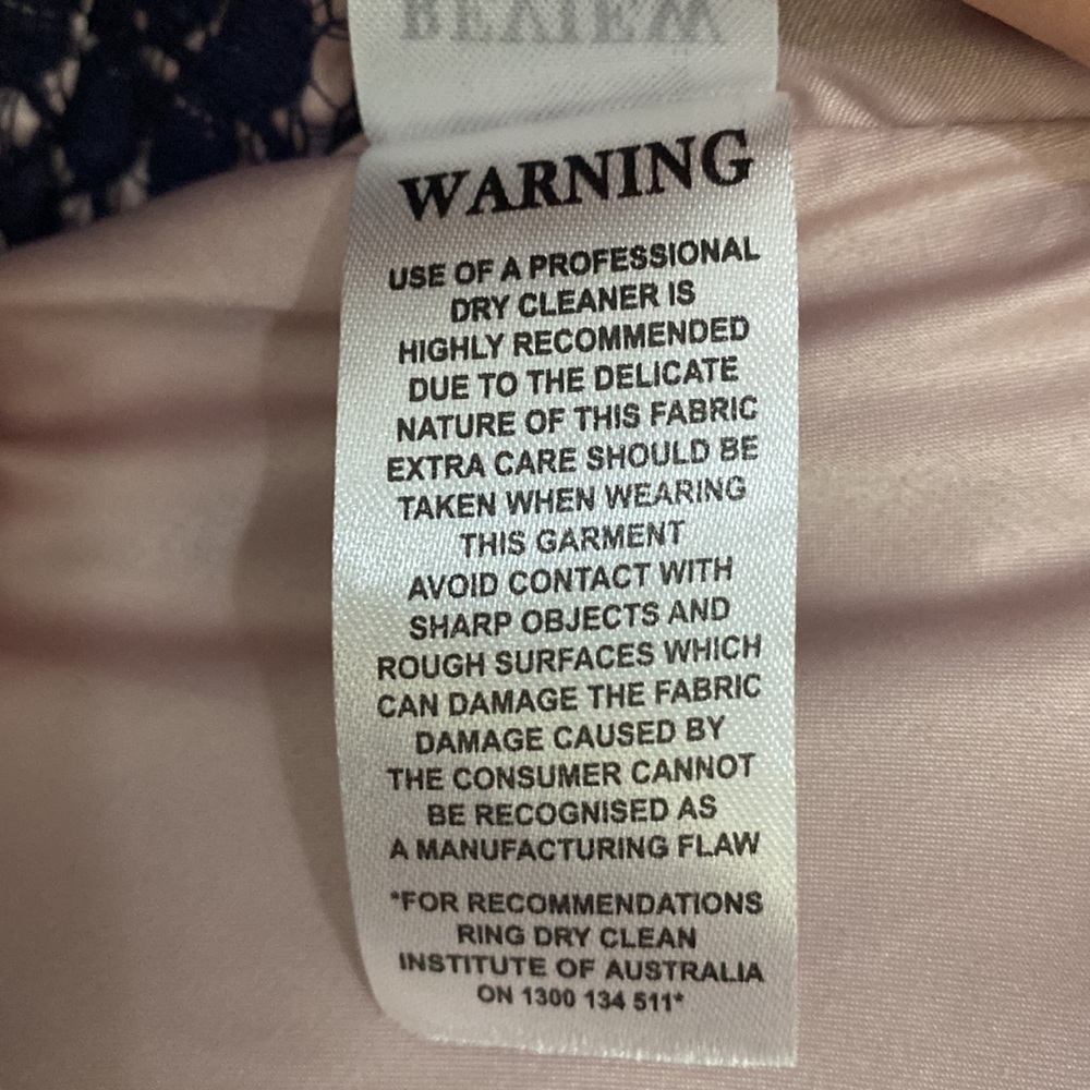 Review Size 8 dress - Picture 10 of 11